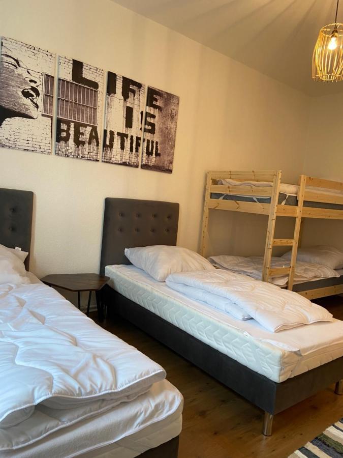 Blue Chili 15 - Familienwohnung Im Gruenderzeitviertel マクデブルク エクステリア 写真